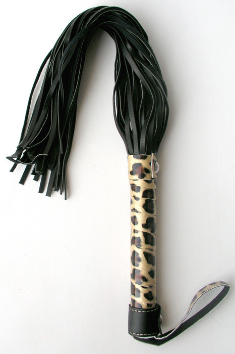 Плетка цвет леопард-чёрный, 50см, PVC арт. MLF-90069-4